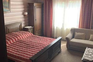 Отель Жди ня Єво