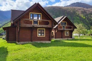 Коттедж Карпати Fest. Коттедж 8-местный  1