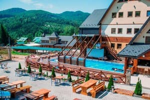 Отель Карпатська Вежа