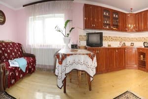 Частная усадьба Корона Карпат. Коттедж 8-местный №2 второй этаж 9