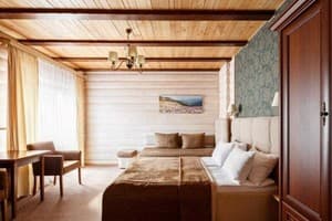 Гостинично-ресторанный комплекс Корона. Полулюкс трехместный  1