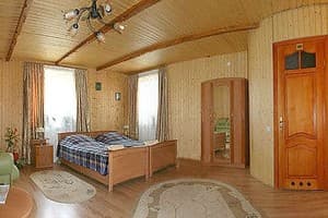 Коттедж Краса Карпат. Полулюкс двухместный  1