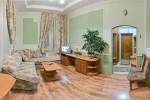 Отель Красна садыба. Люкс двухместный двухкомнатный (смежные комнаты) №3 3