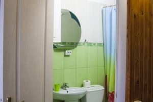 Мини-отель Криворізька Паланка. Стандарт трехместный  4