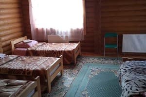 Отель Крокус Мия. Стандарт 4-местный  1