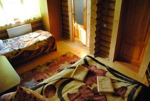 Отель Крокус Мия. Стандарт трехместный  3