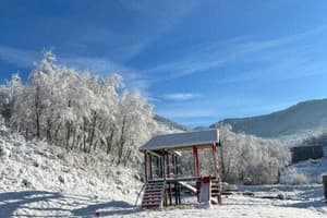 Купецький Двір 9