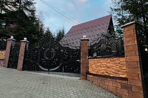 Коттедж Лесной Сруб