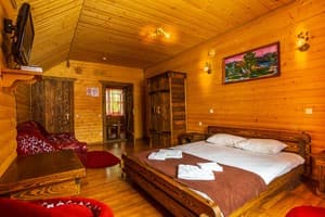Отель Milana SPA & Hotel -Breakfast and SPA included. Коттедж 4-местный +2  на 2 номера 5