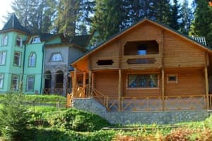 Частная усадьба Над Струмком