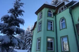 Над Струмком 9