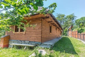 Приватна садиба Над потоком. Котедж 9-місний  1