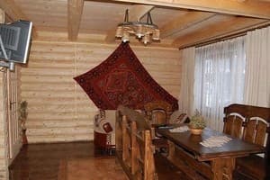 Частная усадьба Оберіг Хаус. Коттедж 4-местный Обериг-Люкс (4+2) 1