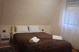 Частная усадьба Отдых в Карпатах. Коттедж 6-местный  9