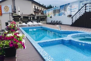 Парламент 33