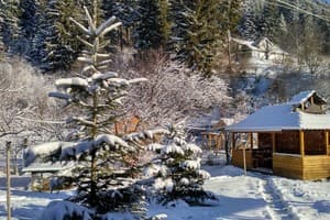 Под скалой 1