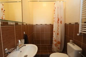 Praktik Hotel & Restaurant 63