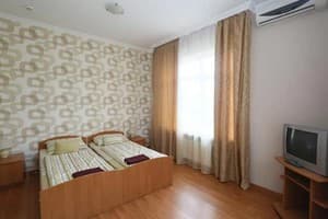 Гостинично-ресторанный комплекс Praktik Hotel & Restaurant. Полулюкс двухместный  1