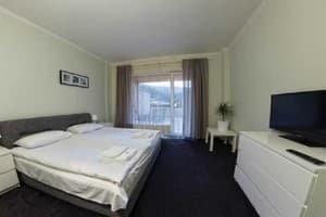 Rakhiv Hotel & Apartments 4