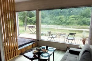 River Stone house 18