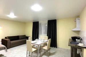 Отель Салют. Семейный 4-местный студио 3