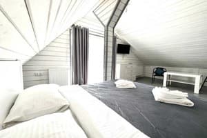 Отель Салют. Стандарт 4-местный мансарда 1