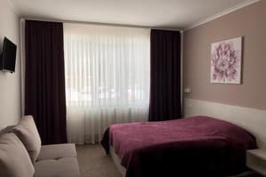 Гостиный двор Shutka home spirit. Семейный трехместный  1