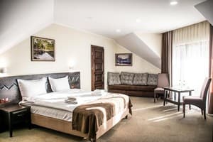 Гостинично-ресторанный комплекс Синевирский перевал. Делюкс 4-местный family-room 1