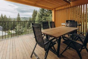 Гостинично-ресторанный комплекс Skogur Home & Resort. Коттедж 4-местный (4+2) № 22;27 две спальни 8