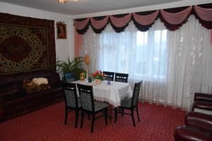 Частная усадьба Смеричка