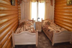Туристический комплекс София. Коттедж 8-местный № 2 6