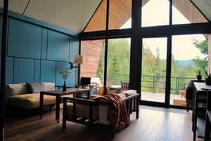 SpitzBergen house 17