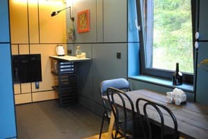 SpitzBergen house 12