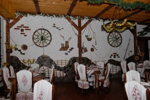 Stizhok Hotel & Restaurant 35
