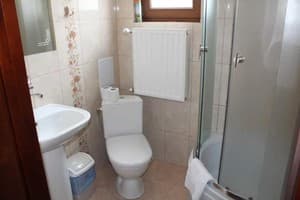 Отель Суховия. Стандарт трехместный с балконом 5