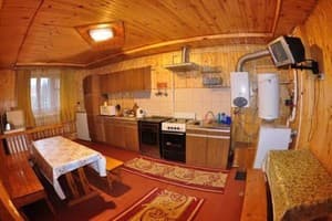 Приватна садиба Світанок по вул. Курортна. Котедж 11-місний  3