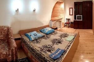 Приватна садиба Світанок по вул. Курортна. Котедж 11-місний  4