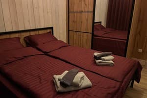 Tustan Apart 8