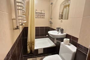 У Анастасии и Софии 19