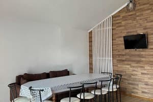 У Анастасии и Софии 12