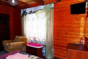 Вилла У Доктора. Полулюкс трехместный двухкомнатный 5