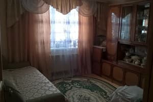 У Миши и Веры 25