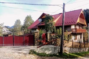 У Валентини 34