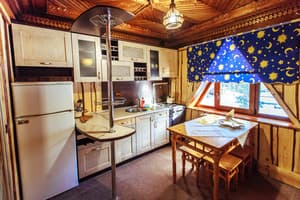 У Ярослава 25