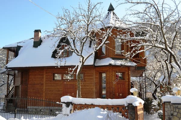 У Ярослава 34