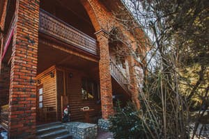 У Ярослава 28