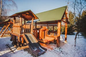 У Ярослава 2