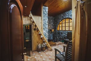 У Ярослава 17