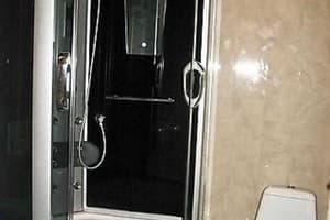 У Ярослава 8