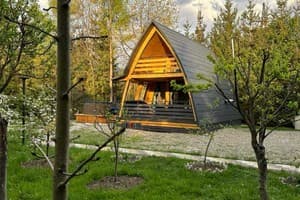 Частная усадьба У Ярослава. Коттедж трехместный Edelweiss 2